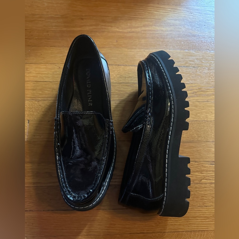 Donald Pliner Hope Platform Loafers in Black Patent Vegan Leather, Size 8.5 M